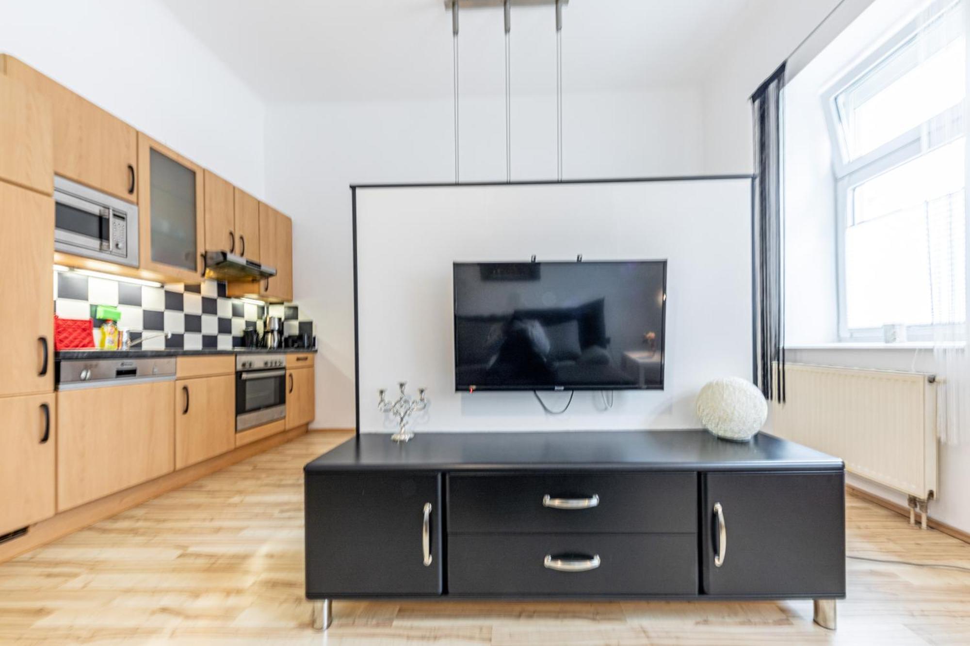 Apartment New By Jr Wien